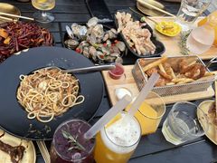 -INNS BAR 音乐酒吧餐厅