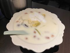 什锦捞-大头虾越式风味餐厅(光明广场店)