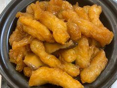 鲍汁蹄筋煲-津津菜馆(绝没分店)