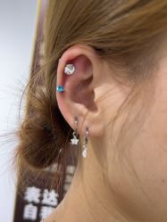 -AI艾耳·专业手工耳洞·穿孔美学馆