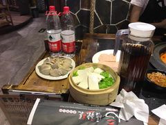 -唇辣号重庆老火锅(石担路店)