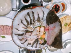 -红鼎豆捞·非遗鲍皇汤火锅(宝丰路店)