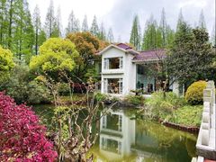 -上海怡沁园度假酒店