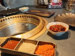 -铭牛烧肉·和牛海鲜自助(高新月牙湖店)