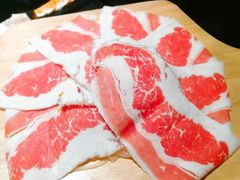 美式原切肥牛-三国惹火烤肉·中日韩烤肉集合店(百草路店)