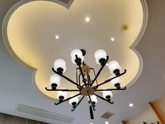 -香山湖家家宴(中山陵店)