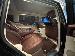 -天津波士信达奔驰4S店(卫津南路店)