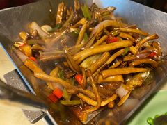 -弄堂里(西溪龙湖天街店)