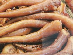 -老鼎万春卤菜(五代传承创始老店)