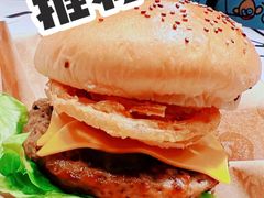 -KPRO 帕尼尼·沙拉·缤纷拼盘(万象城店)