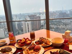 -视界美食自助餐厅·石家庄希尔顿酒店