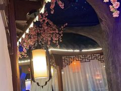 -荷塘秋月·本帮江浙菜(国权路店)