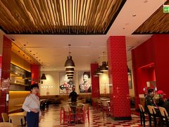 -城市大道红炉披萨烘焙坊