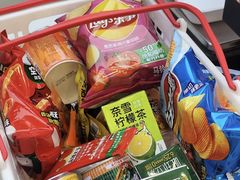 -赵一鸣零食(山东烟台南洪街店)