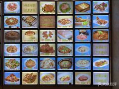 -松江商业广场-停车场