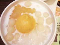 木瓜椰汁雪蛤膏-许留山(梳士巴利道店)