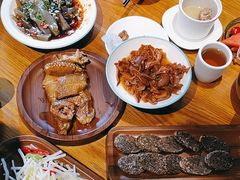 -隔壁老王·家常云南菜(花巷店)