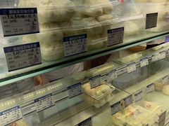 -白玉兰食品甜凤店(合生汇店)