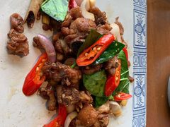 傣味柠檬香叶鸡-云海肴·汽锅鸡·云南菜(天山百盛优客店)