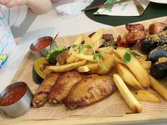 -ins森林童话餐厅coffee&bistro