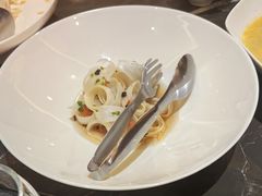 樱花虾章丘鲍鱼芹-青岛遇见米兰(八大关店)