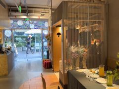 -一坐一忘云南菜(嘉里中心店)