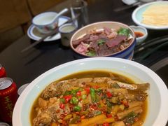 -挂旗柴锅鸡(蚌山区嘉年华店)