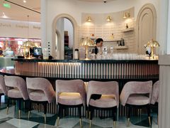等位区-1981牛排西餐厅(海信店)