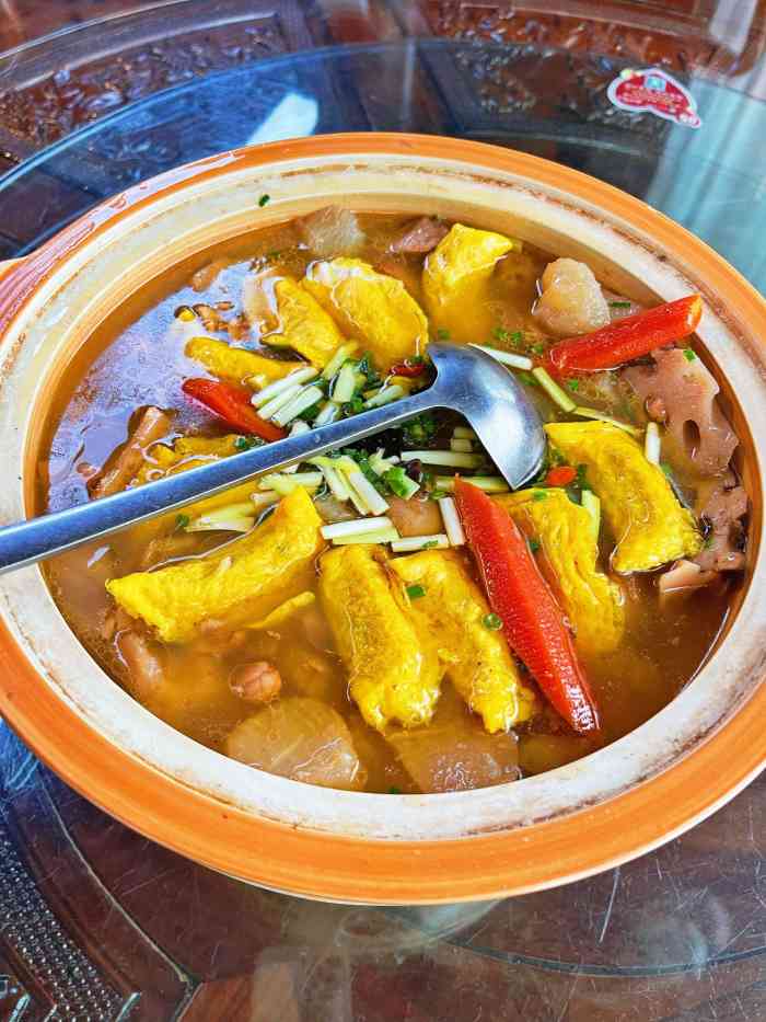 金洲美食(安澜楼店)-"从西安出发去瀛湖玩儿肯定得先到安康市吃一.