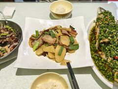 -华光驿站私房菜·黑金冠