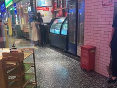 大堂-么肆烤肉·中式自助·烤肉大排档(街道口季佳PAI店)