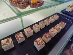 -鲤鱼洲酒店港鲤咖啡厅