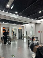 -艾美A·M Hair Salon