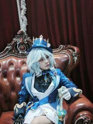 -星元素cosplay动漫摄影写真工作室
