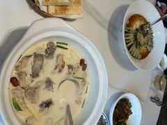 -鱼痴渔醉·食鲜集(月亮湾店)
