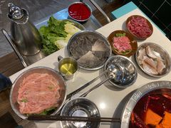 -憨铁匠老火锅(龙岗万科里店)