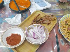 -乡村馕坑肉·烧烤·新疆菜·本地人更爱吃(阿勒泰首店)