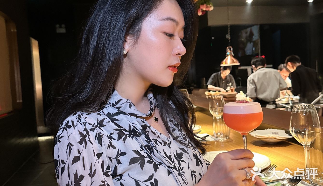 这个假期总要来体验一下林峯的餐厅吧💕