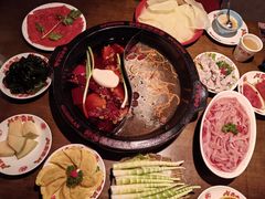 -牛市坎火锅(建设路店)