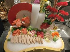 -榕树下海鲜馆(坪山路店)