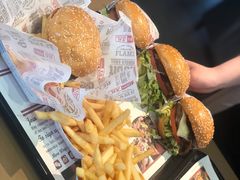 -The Habit Burger Grill 哈比特汉堡(复兴soho店)