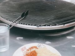 -小辣椒火盆烧烤(温泉南街店)