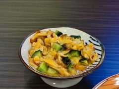 麻辣鲜蛤小青瓜-仙隐小鹿中华料理(南宁万象城店)