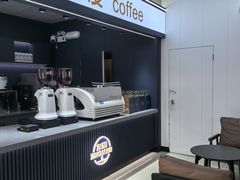 -小昆山服务区-停车场