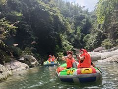 -武功山万龙峡漂流
