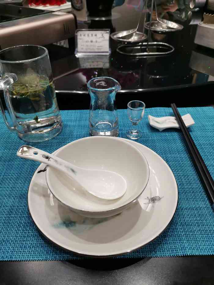 尊悦大酒店-"开完会,晚上一起过来吃饭,点菜在一楼,看.