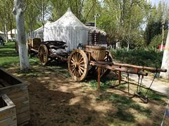 -九十九顶毡房(阜石路店)