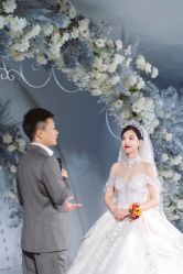 -拉瑞娜LaReine婚纱礼服高级定制