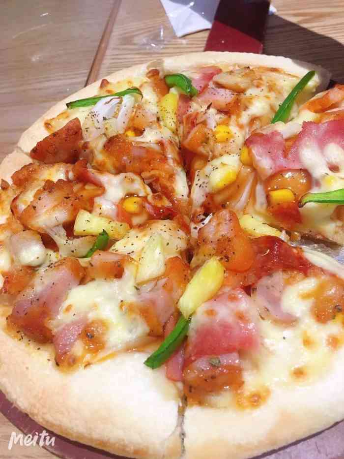 101比萨(大商新玛特店)-"孩子在劳动公园上完课,中午又说想吃披萨.