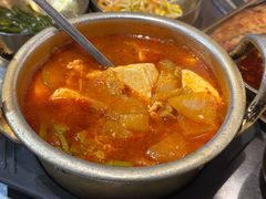 釜山辣豆腐汤-釜山火炉·海鲜烤肉(紫藤路店)